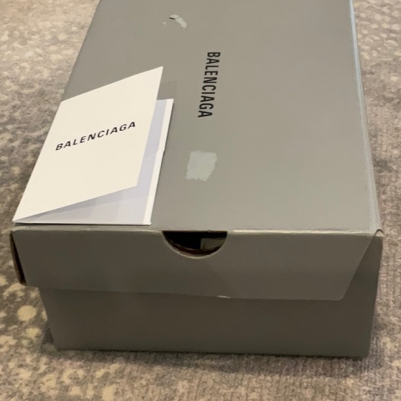 BALENCIAGA PISCINE B-B LOGO BLACK LEATHER SLIDES WITH BOX - Picture 15 of 15